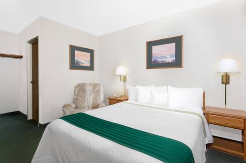 Imagen de la habitación del Hotel Wingate by Wyndham Butte City Center I-15/I-90. Foto 12