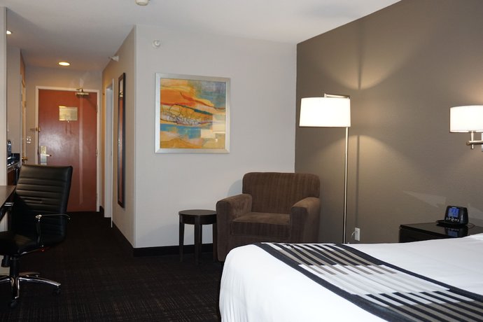 Imagen de la habitación del Hotel Wingate by Wyndham Columbia. Foto 4