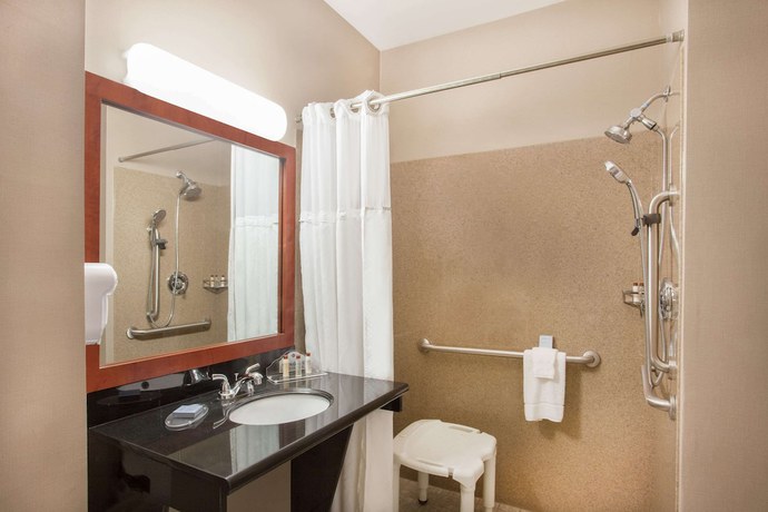 Imagen de la habitación del Hotel Wingate by Wyndham Columbia. Foto 14