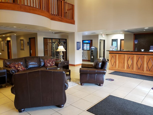 Imagen de los interiores del Hotel Wingate by Wyndham Coon Rapids. Foto 10