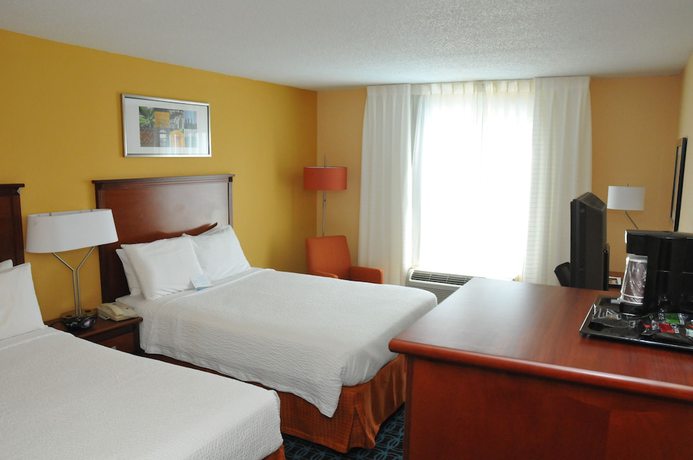 Imagen de la habitación del Hotel Wingate by Wyndham Dayton North. Foto 8