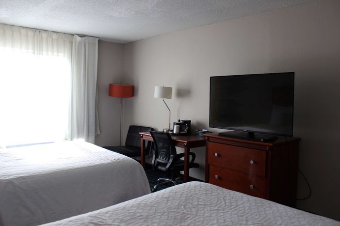Imagen de la habitación del Hotel Wingate by Wyndham Dayton North. Foto 9