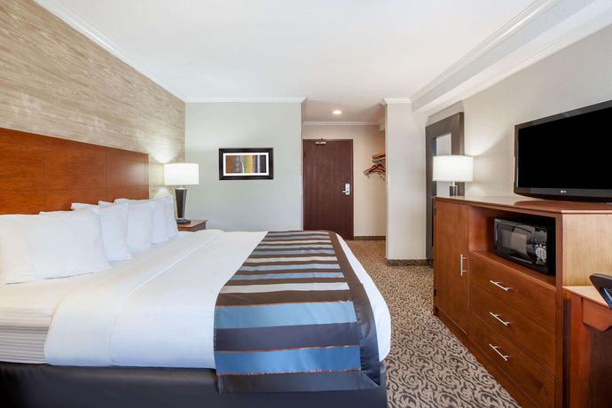 Imagen de la habitación del Hotel Wingate by Wyndham Detroit Metro Airport. Foto 3