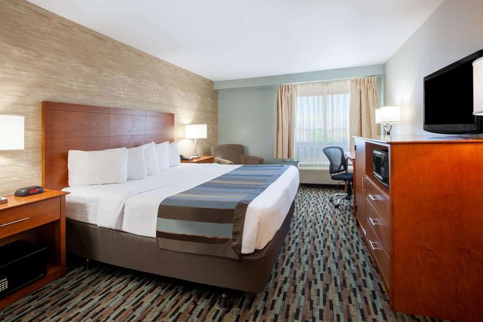 Imagen de la habitación del Hotel Wingate by Wyndham Detroit Metro Airport. Foto 12