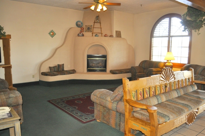 Imagen de los interiores del Hotel Wingate by Wyndham Farmington NM. Foto 14