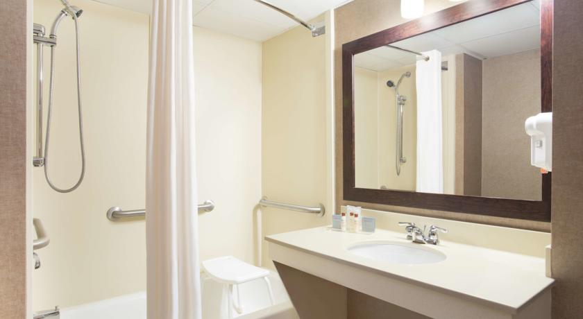 Imagen general del Hotel Wingate by Wyndham Garner/Raleigh South. Foto 4