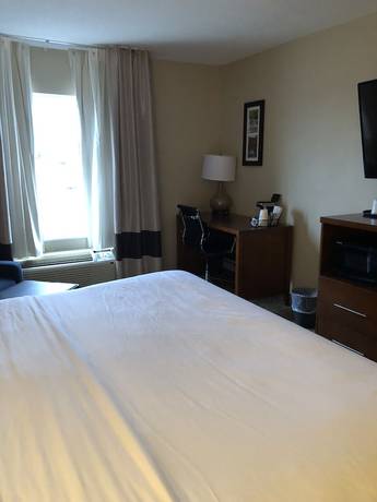 Imagen de la habitación del Hotel Wingate by Wyndham Grove City. Foto 4