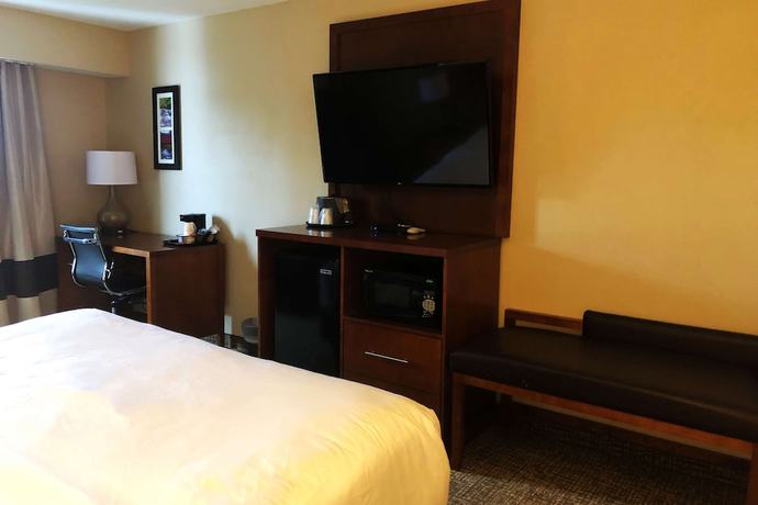 Imagen de la habitación del Hotel Wingate by Wyndham Grove City. Foto 5