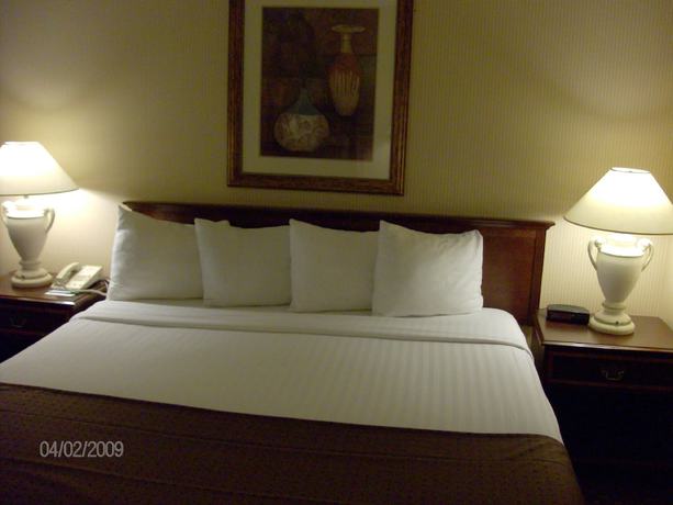 Imagen de la habitación del Hotel Wingate by Wyndham Kansas City. Foto 2
