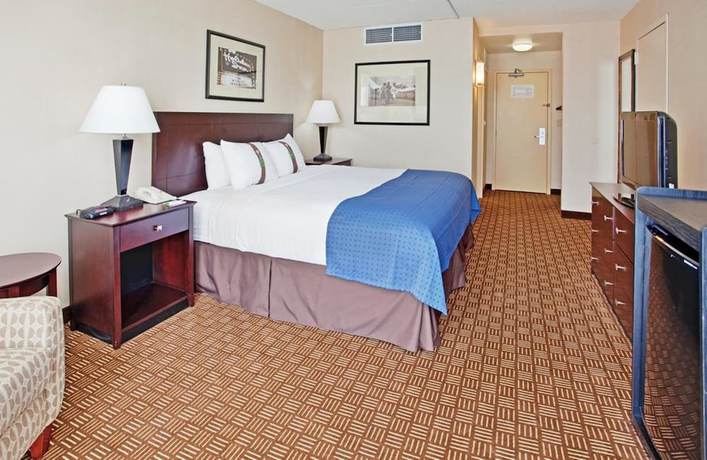 Imagen de la habitación del Hotel Wingate by Wyndham Kansas City. Foto 4