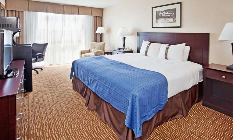 Imagen de la habitación del Hotel Wingate by Wyndham Kansas City. Foto 8
