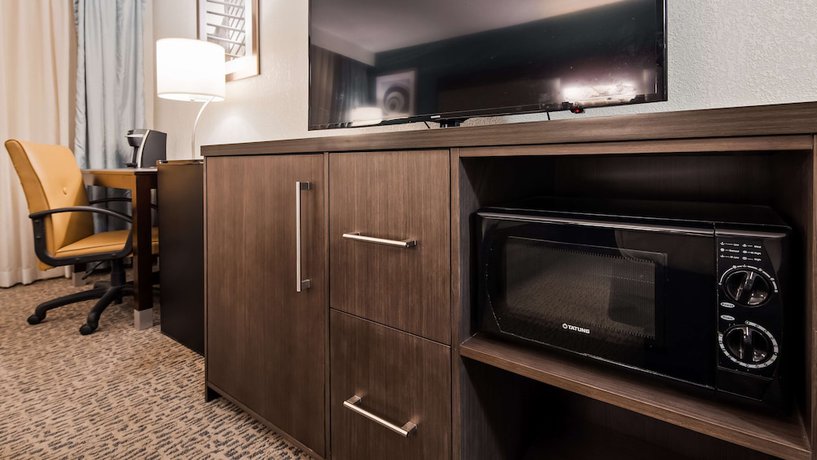 Imagen de la habitación del Hotel Wingate by Wyndham Kansas City. Foto 15