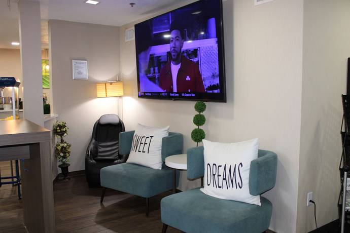 Imagen del bar/restaurante del Hotel Wingate by Wyndham Kings Bay Naval Base. Foto 2