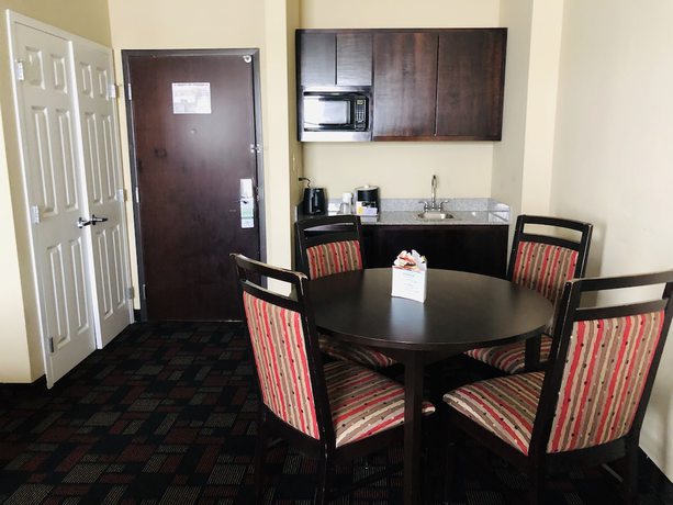Imagen de la habitación del Hotel Wingate by Wyndham Lake Charles Casino Area. Foto 10
