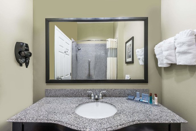 Imagen de la habitación del Hotel Wingate by Wyndham Lake Charles Casino Area. Foto 14