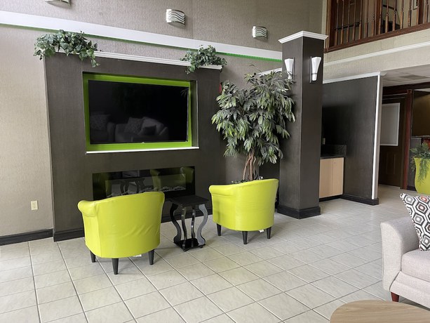 Imagen de los interiores del Hotel Wingate by Wyndham Lake George. Foto 18