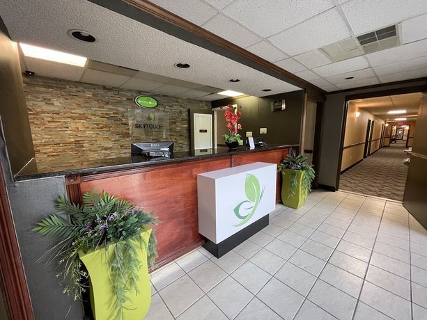 Imagen de los interiores del Hotel Wingate by Wyndham Lake George. Foto 19