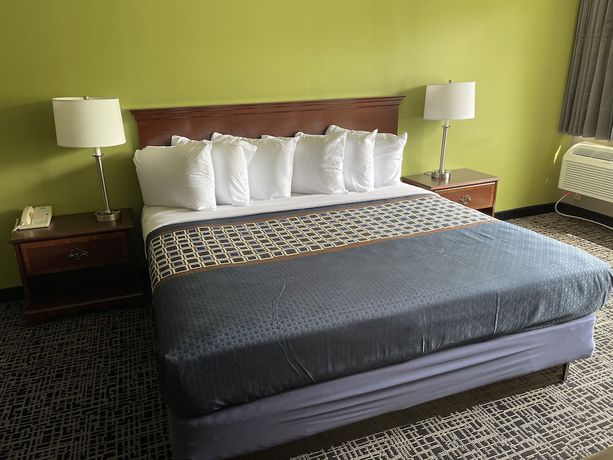 Imagen de la habitación del Hotel Wingate by Wyndham Lake George. Foto 3
