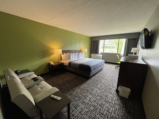 Imagen de la habitación del Hotel Wingate by Wyndham Lake George. Foto 9