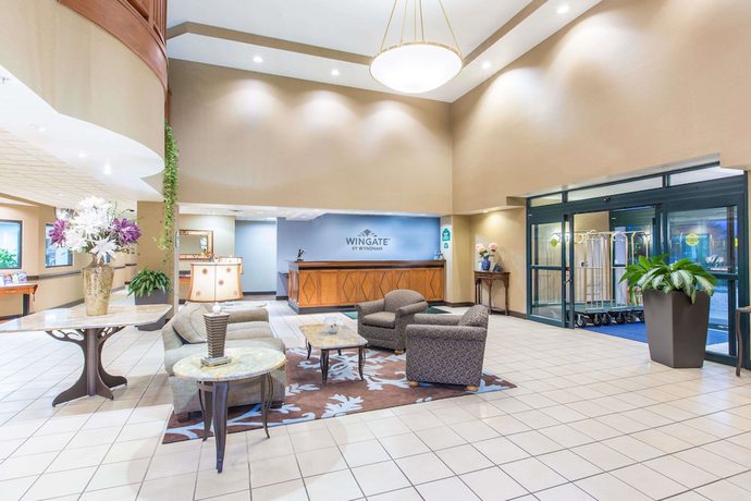 Imagen de los interiores del Hotel Wingate by Wyndham Lexington. Foto 7