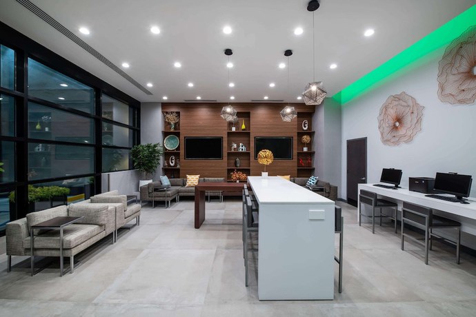 Imagen de los interiores del Hotel Wingate by Wyndham Long Island City. Foto 15