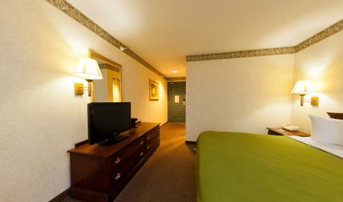 Imagen de la habitación del Hotel Wingate by Wyndham Mansfield OH. Foto 5