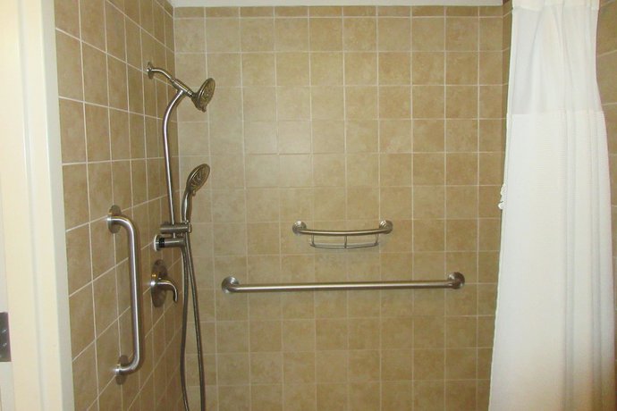 Imagen de la habitación del Hotel Wingate by Wyndham Marion. Foto 4