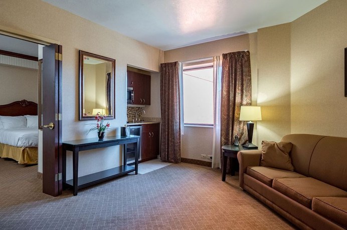 Imagen de la habitación del Hotel Wingate by Wyndham Mentor OH. Foto 4