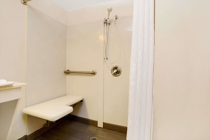 Imagen de la habitación del Hotel Wingate by Wyndham Raleigh Durham / Airport. Foto 15