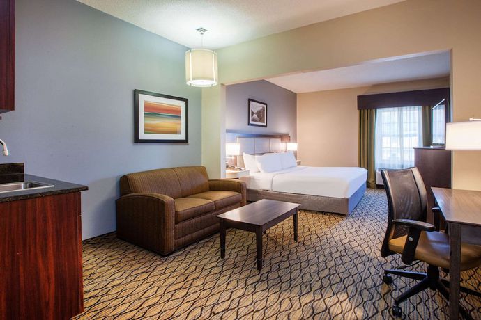 Imagen de la habitación del Hotel Wingate by Wyndham Roseville/Detroit. Foto 5