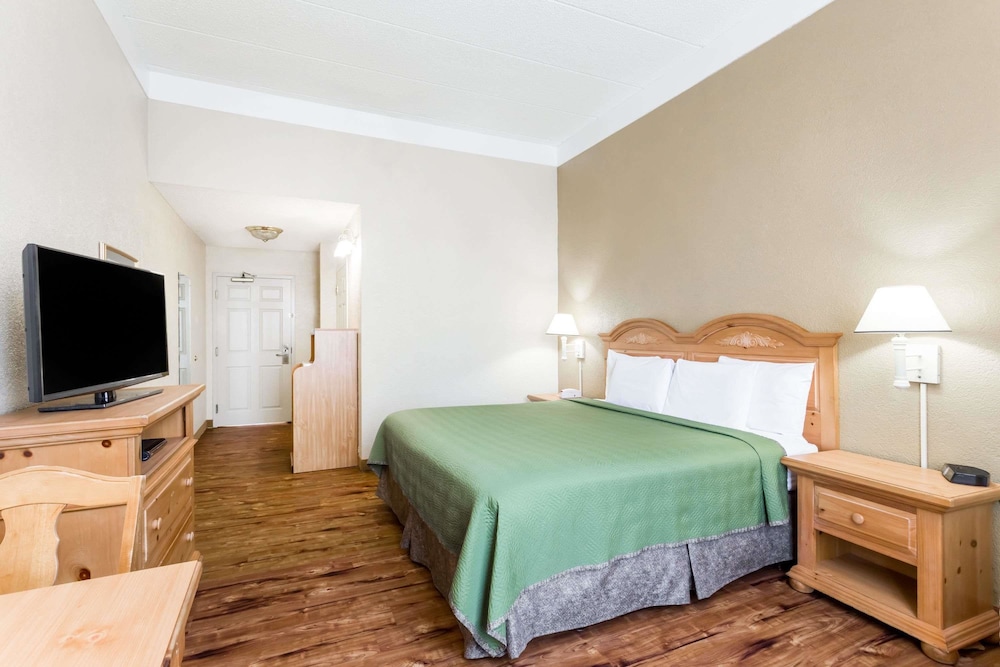 Imagen de la habitación del Hotel Wingate by Wyndham Savannah Gateway. Foto 4