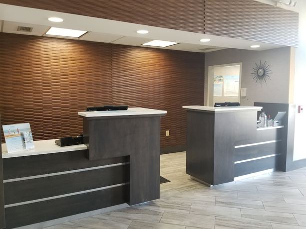 Imagen de los interiores del Hotel Wingate by Wyndham Savannah I-95 North. Foto 9
