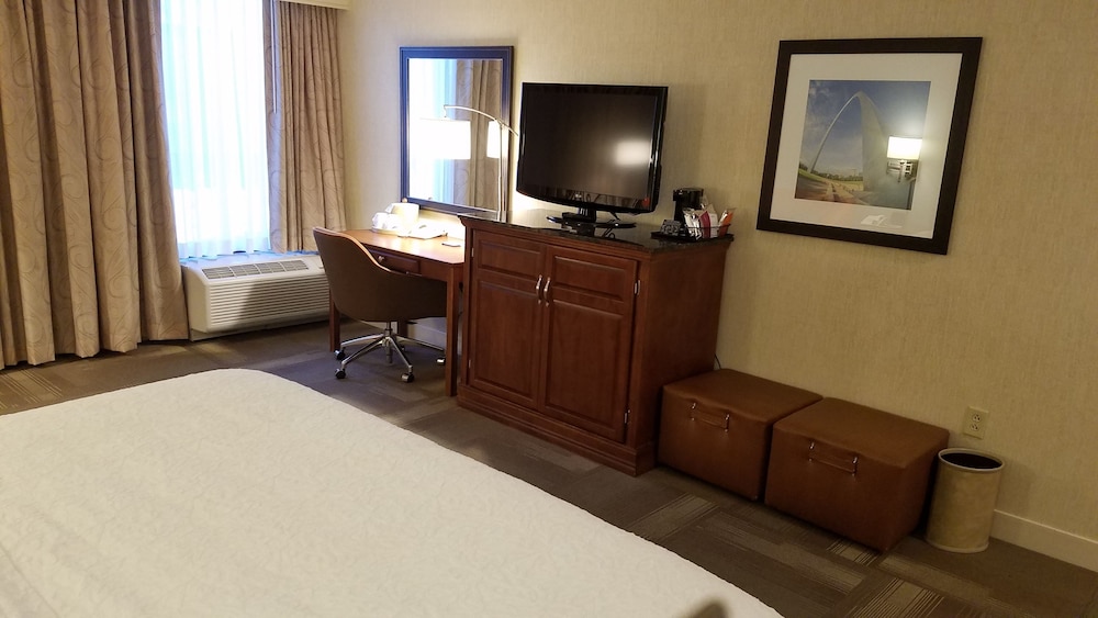 Imagen de la habitación del Hotel Wingate by Wyndham St Louis Airport. Foto 8