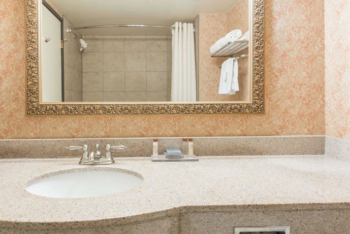 Imagen de la habitación del Hotel Wingate by Wyndham Sulphur Near Lake Charles. Foto 8