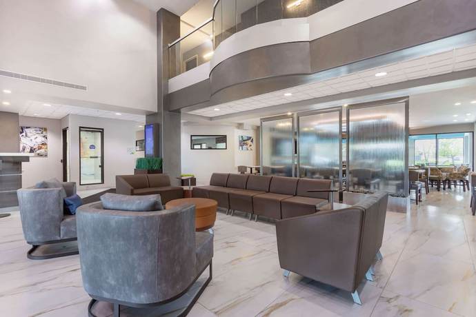 Imagen de los interiores del Hotel Wingate by Wyndham Tinley Park. Foto 18