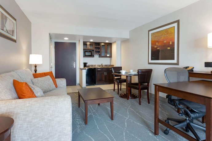 Imagen de la habitación del Hotel Wingate by Wyndham Tinley Park. Foto 17