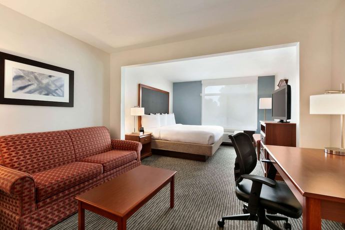 Imagen de la habitación del Hotel Wingate by Wyndham Vienna/Parkersburg/Marietta. Foto 15