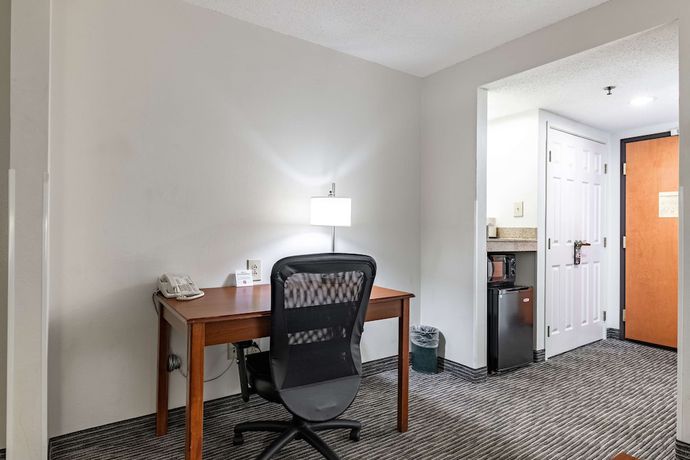 Imagen de la habitación del Hotel Wingate by Wyndham Vienna/Parkersburg/Marietta. Foto 18