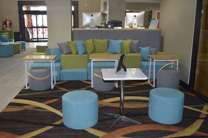 Imagen de los interiores del Hotel Wingate by Wyndham Warner Robins. Foto 16