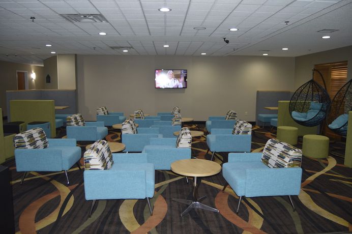 Imagen del bar/restaurante del Hotel Wingate by Wyndham Warner Robins. Foto 2