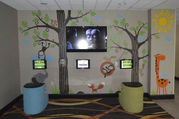 Imagen de los interiores del Hotel Wingate by Wyndham Warner Robins. Foto 19