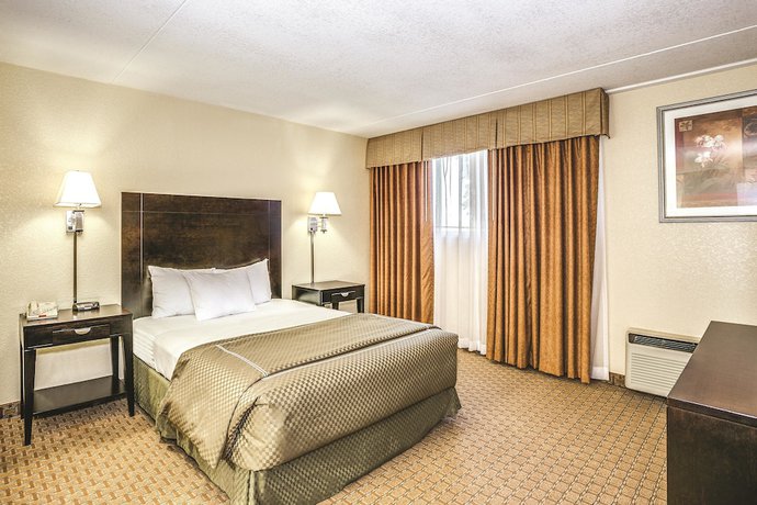 Imagen de la habitación del Hotel Wingate by Wyndham Wichita Airport. Foto 5