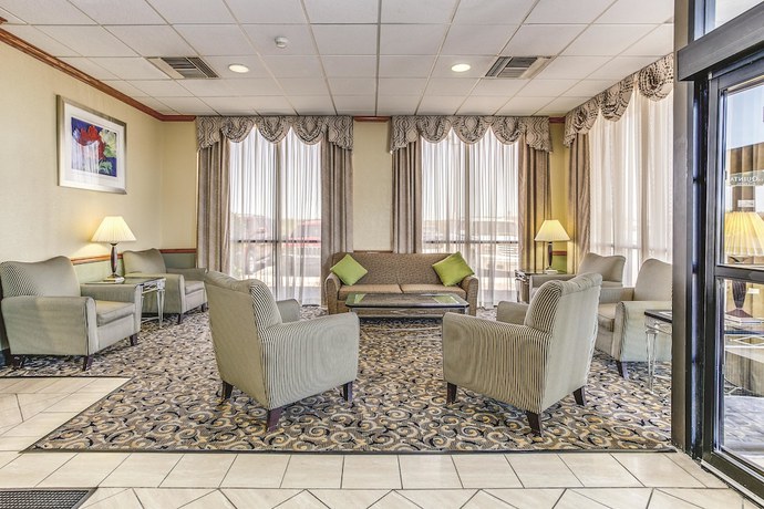 Imagen de los interiores del Hotel Wingate by Wyndham Wichita Airport. Foto 19