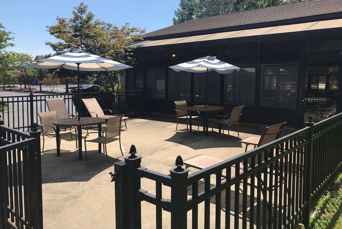 Imagen de los exteriores del Hotel Wingate by Wyndham Williamsburg. Foto 9