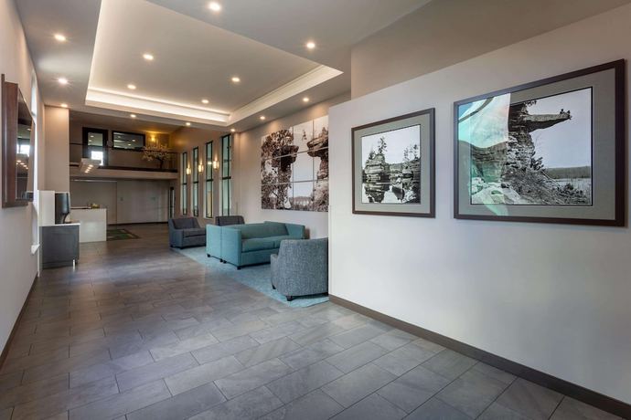 Imagen de los interiores del Hotel Wingate by Wyndham Wisconsin Dells Waterpark. Foto 19