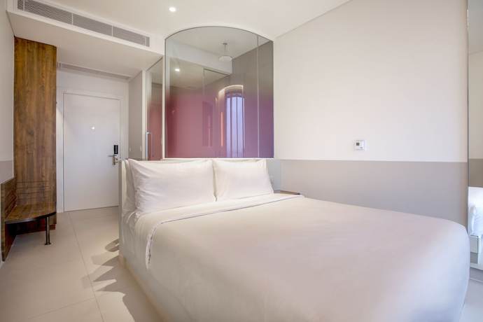 Imagen de la habitación del Hotel Wink Danang Riverside. Foto 3