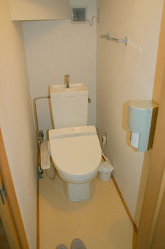 Imagen de la habitación del Hotel Winkel Village. Foto 12
