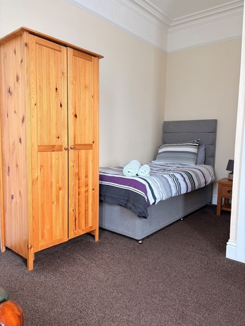 Imagen de la habitación del Hotel Winmar Guesthouse. Foto 10