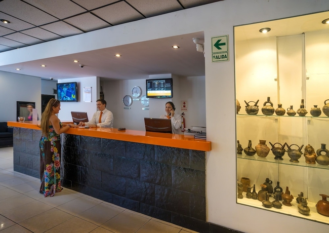 Imagen de los interiores del Hotel Winmeier and Casino. Foto 15