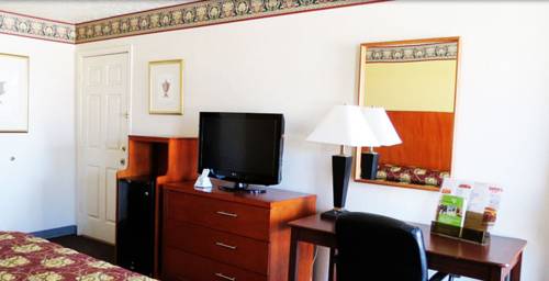 Imagen de la habitación del Hotel Winnie Inn and Suites. Foto 7